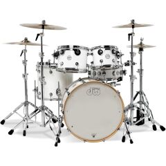 Dw Drums 22'' Design Series 4-parça Akustik Davul (Parlak Beyaz)