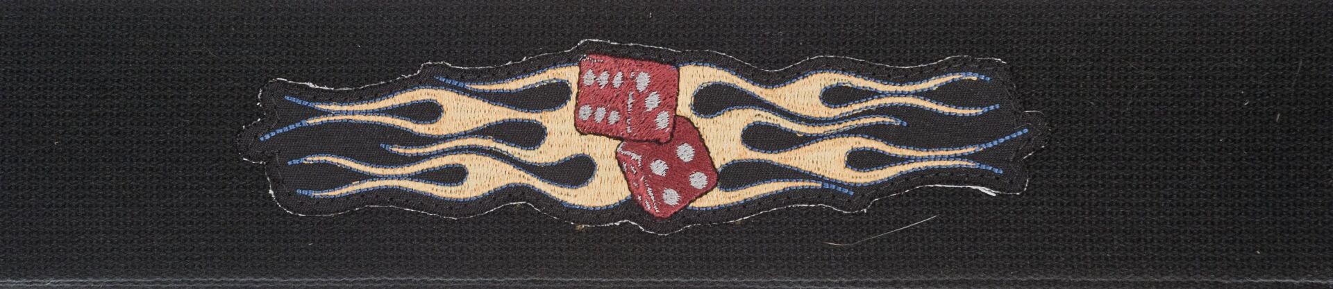PLANETWAVES 64P05 GİTAR ASKISI, 64MM, DOKUMA FLAMING DICE